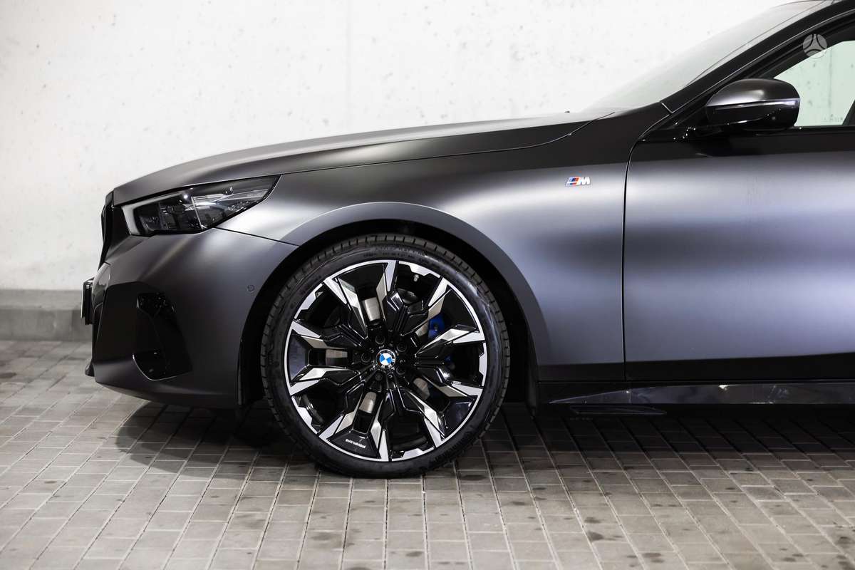 BMW 520 - 7