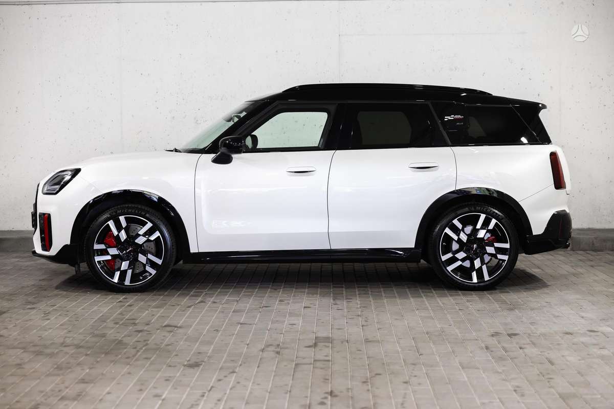MINI John Cooper Works Countryman - 6