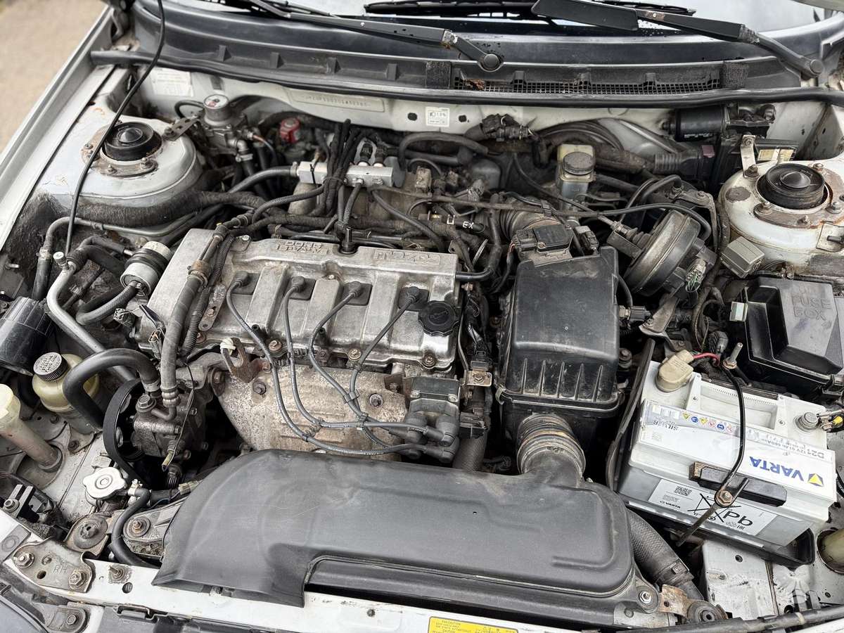 Mazda 626, 2.0 l., Седан