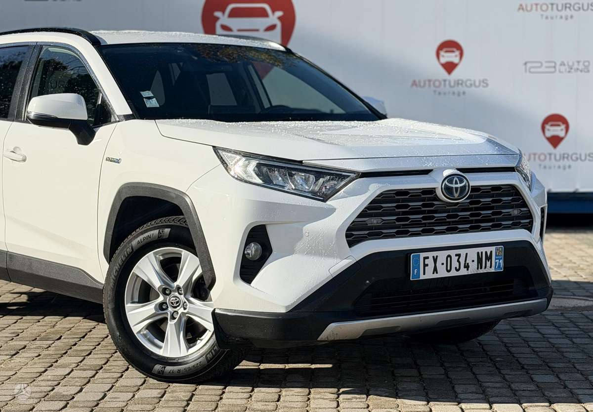 Toyota RAV4 - 9