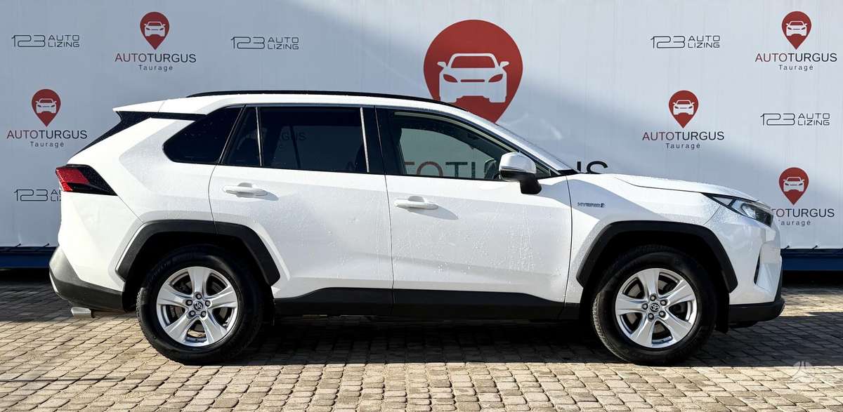 Toyota RAV4 - 11