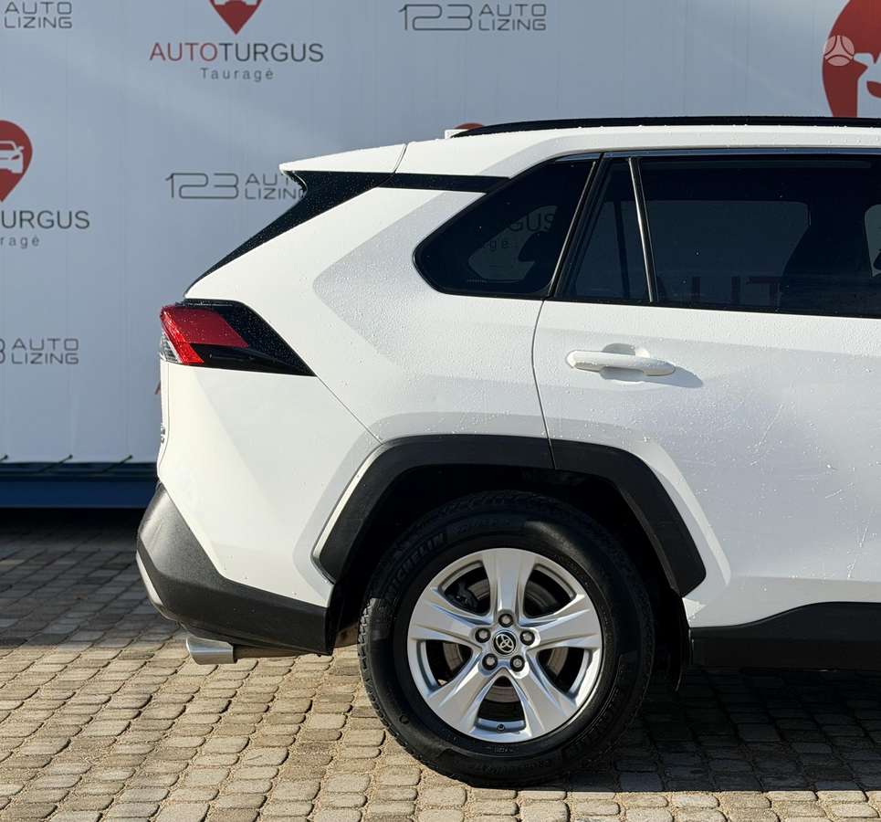 Toyota RAV4 - 12