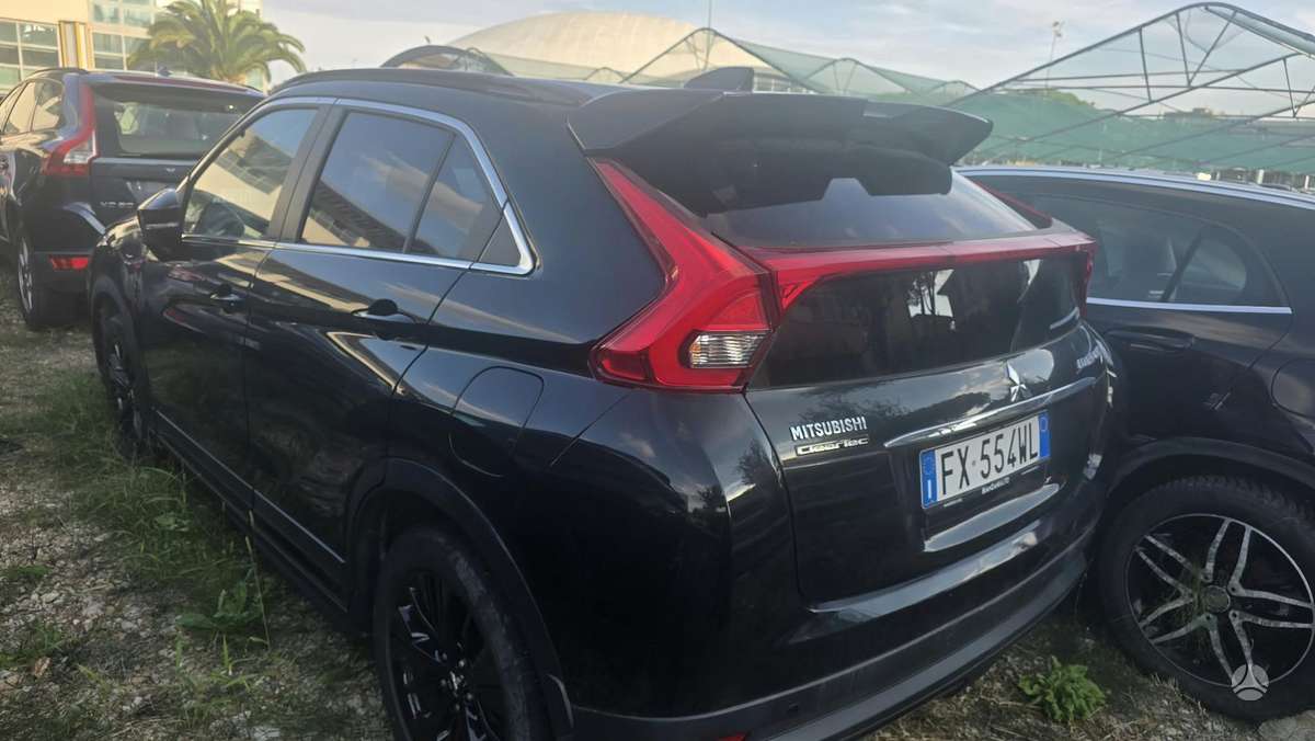Mitsubishi Eclipse Cross, 2.2 l., off-road / crossover