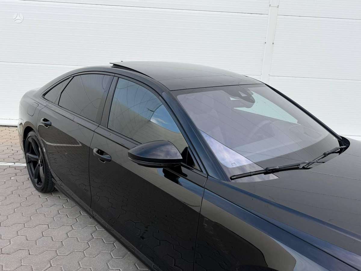 Audi A8 - 10