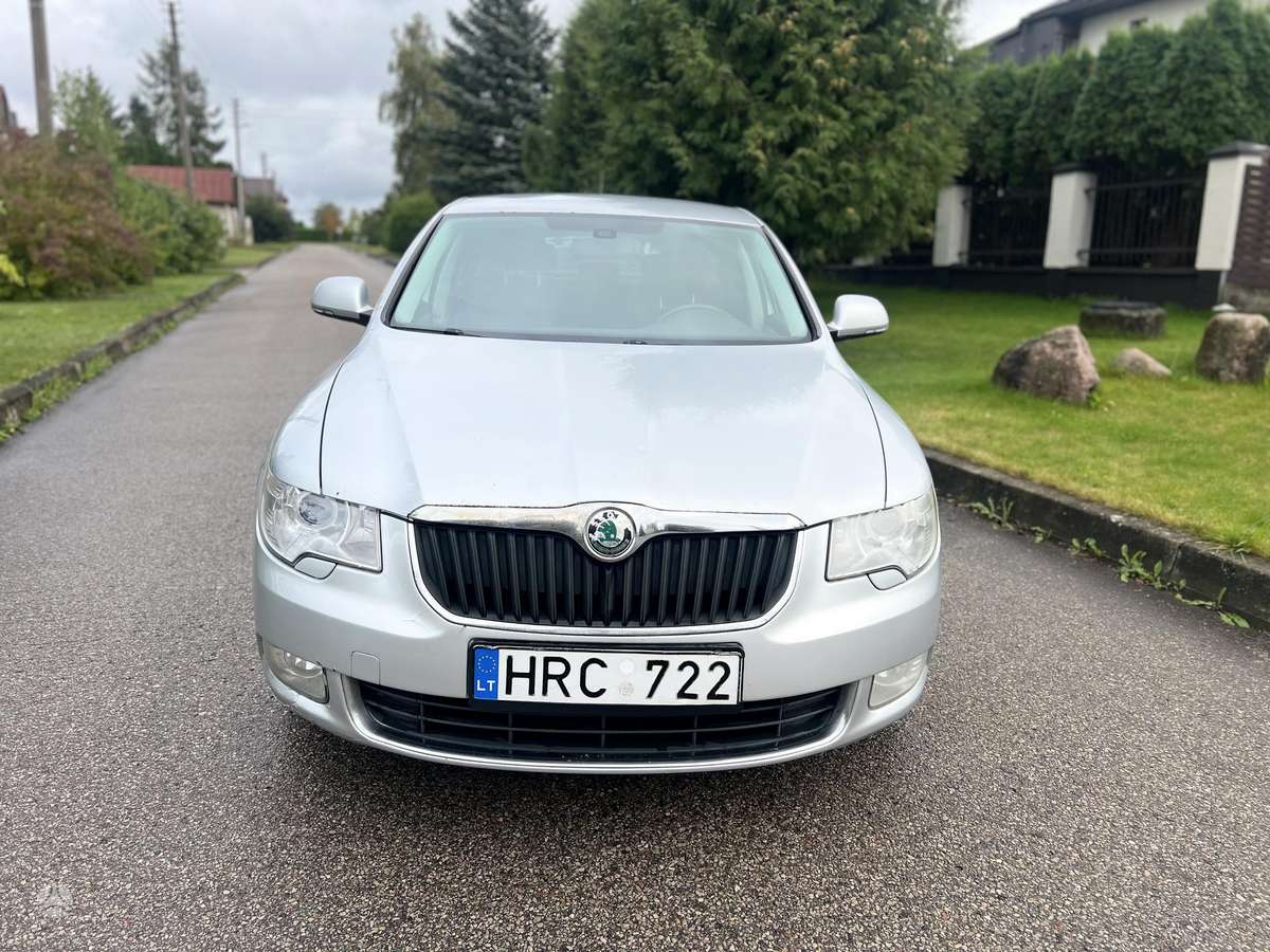 Škoda Superb - 2