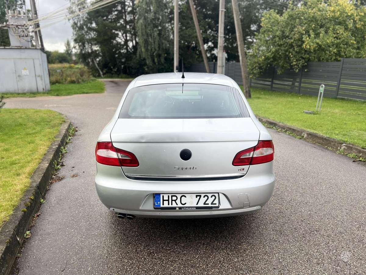 Škoda Superb - 6
