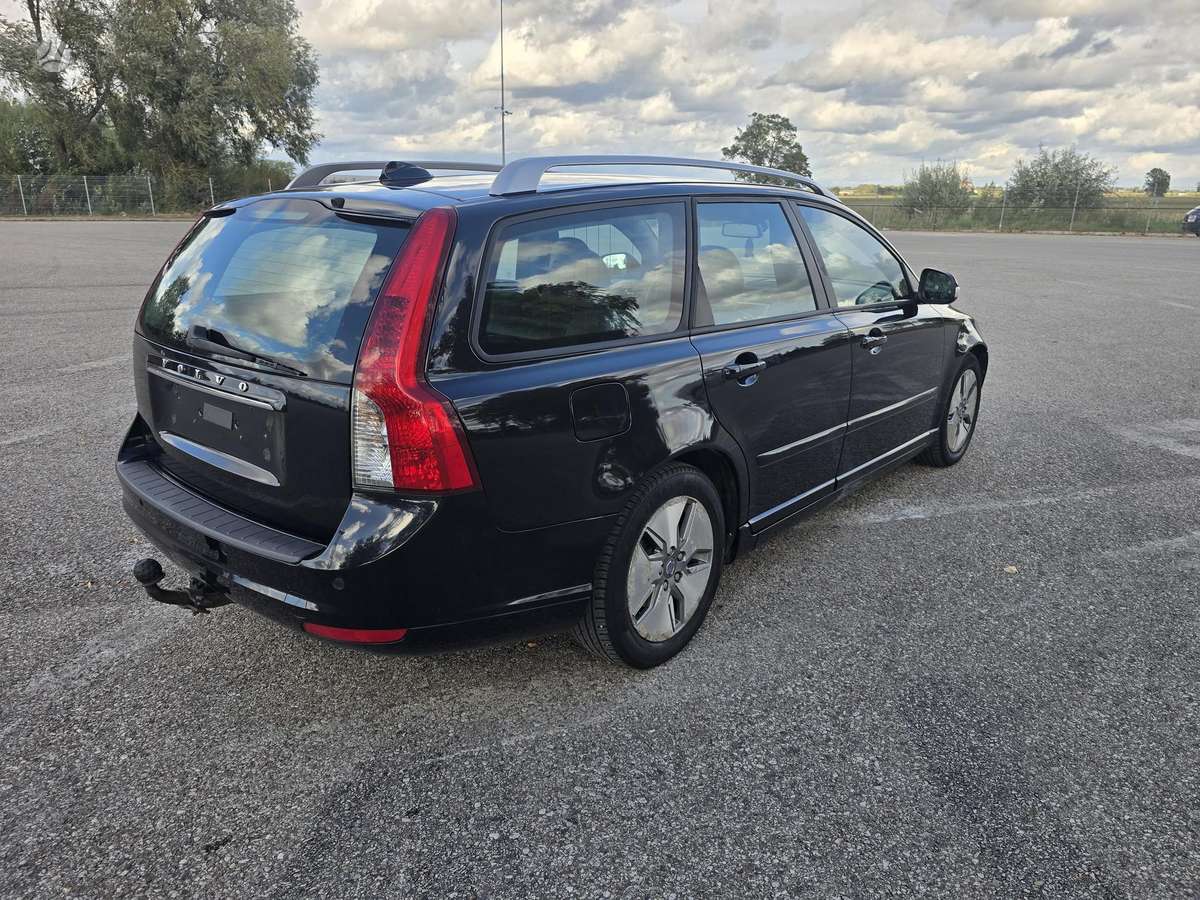 Volvo V50 - 5