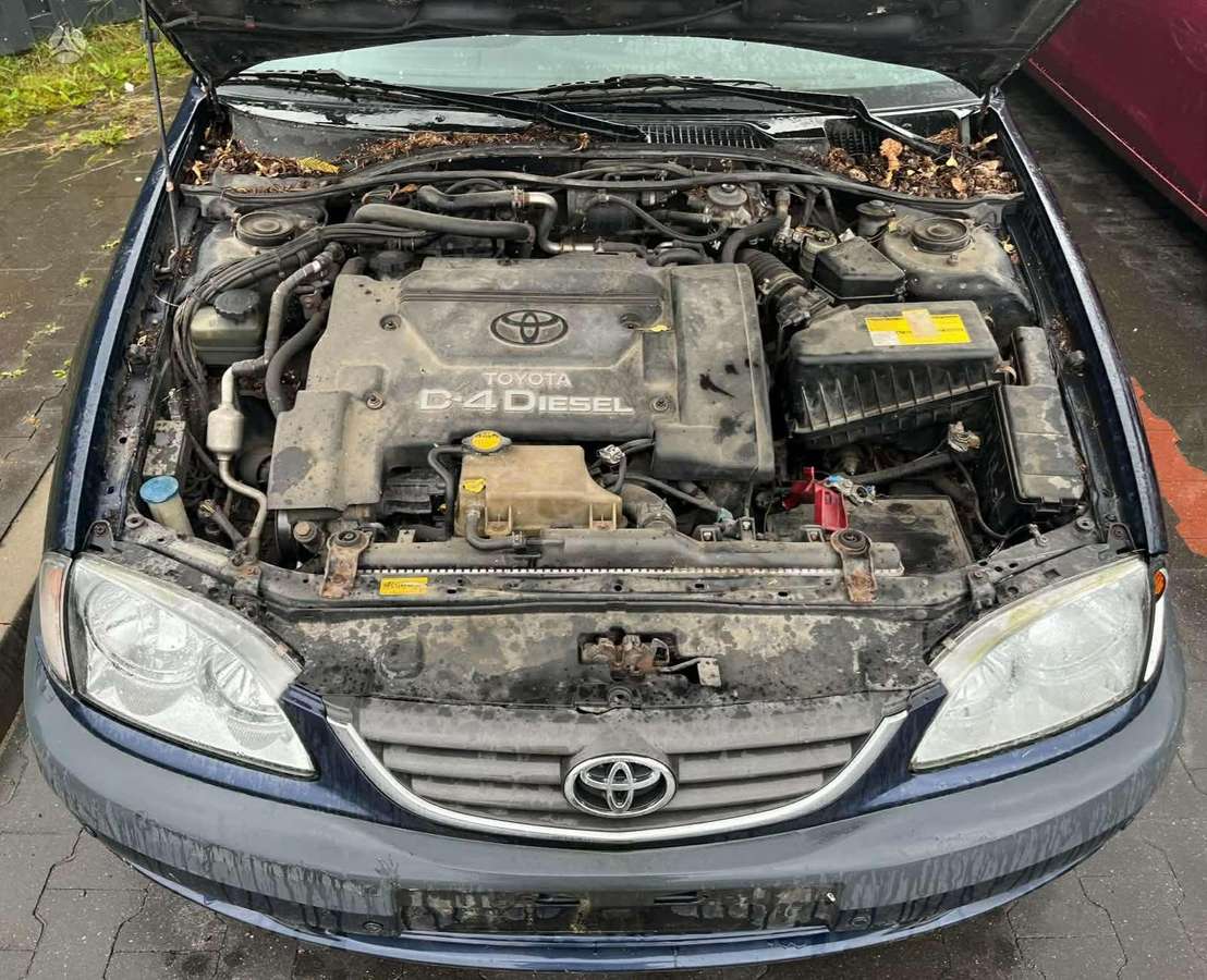 Toyota Avensis - 5