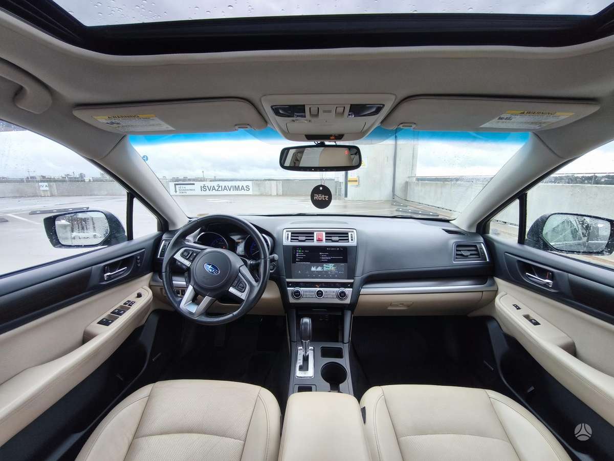 Subaru Legacy - 12