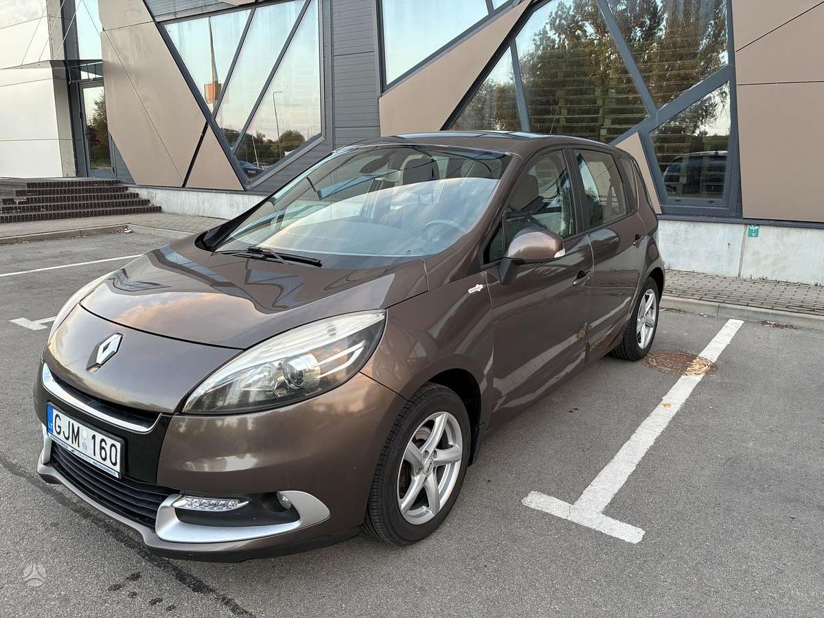 Renault Scenic - 1