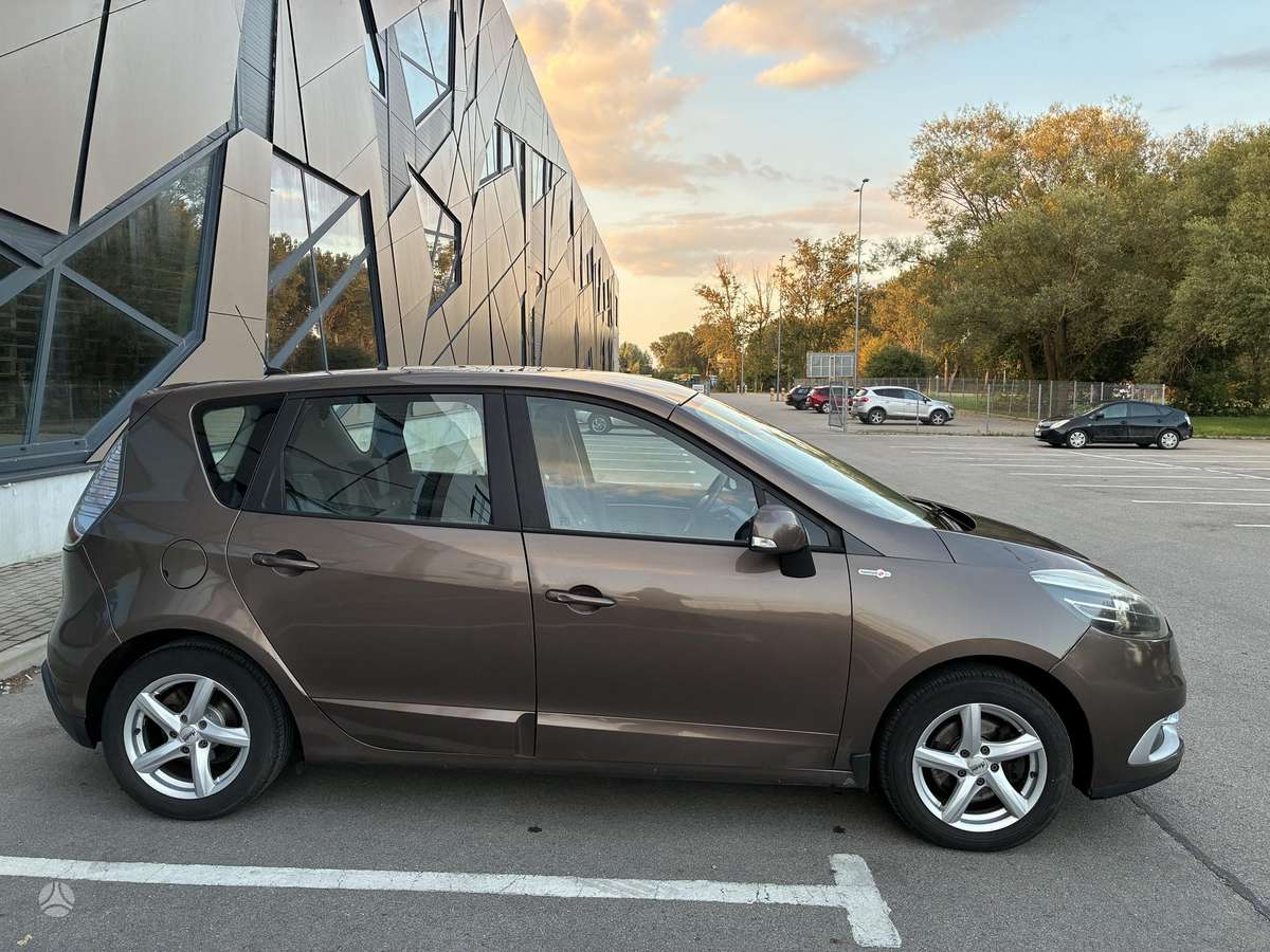 Renault Scenic - 4