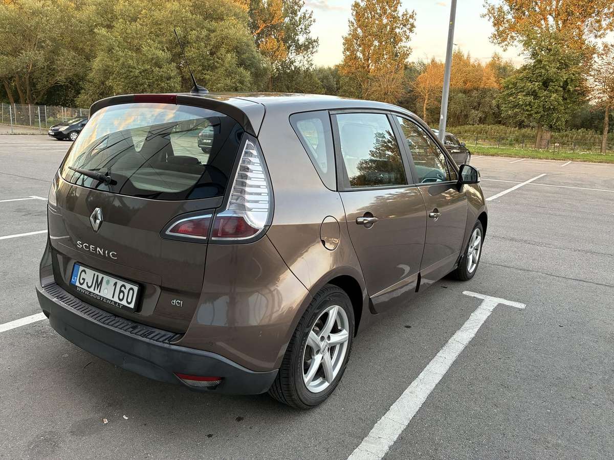 Renault Scenic - 5
