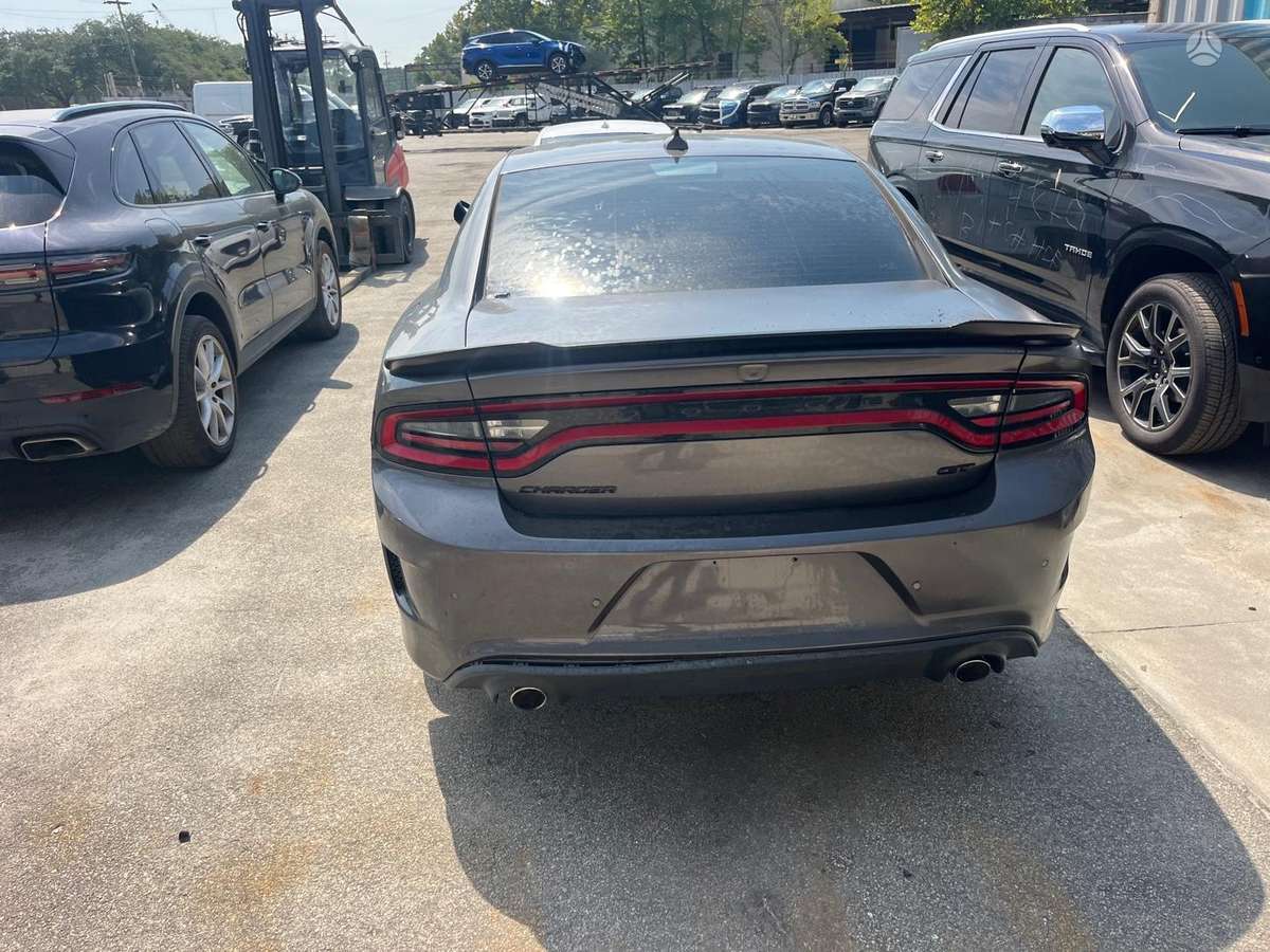 Dodge Charger - 8