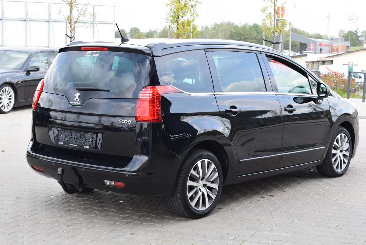 Peugeot 5008 - 5