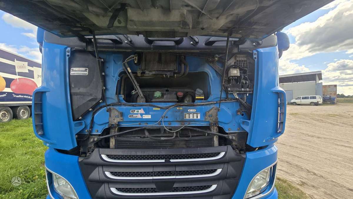 DAF 106, 2 miegamosios vietos