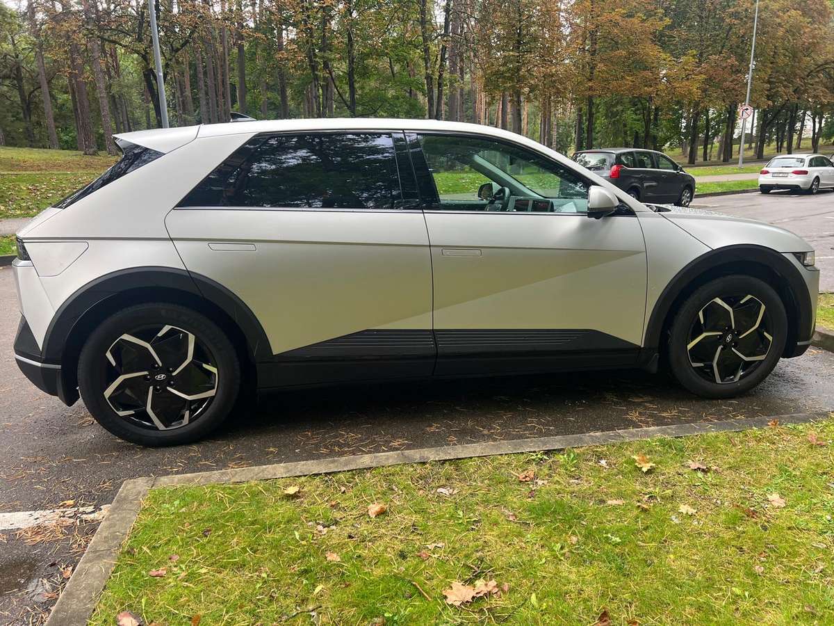 Hyundai IONIQ 5 - 9