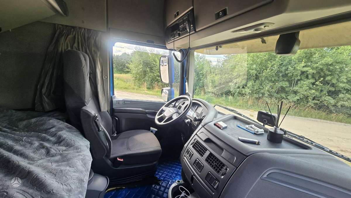 DAF 106, 2 спальных места