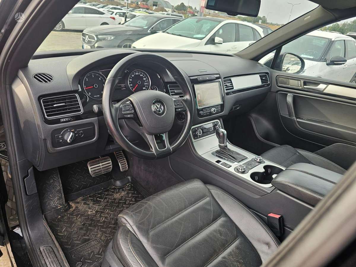 Volkswagen Touareg - 6