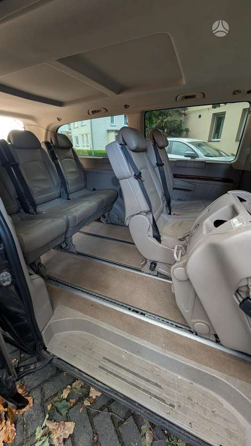 Mercedes-Benz Viano - 11
