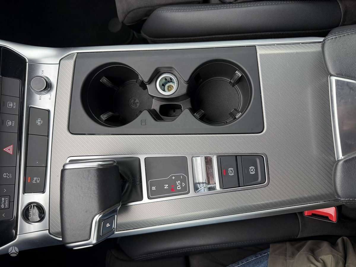 Audi A6, 2.0 l., Универсал