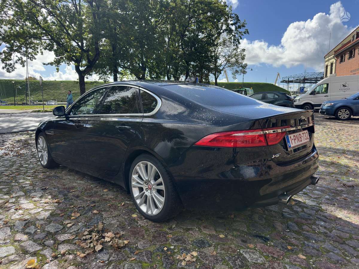 Jaguar XF, 3.0 l., Седан