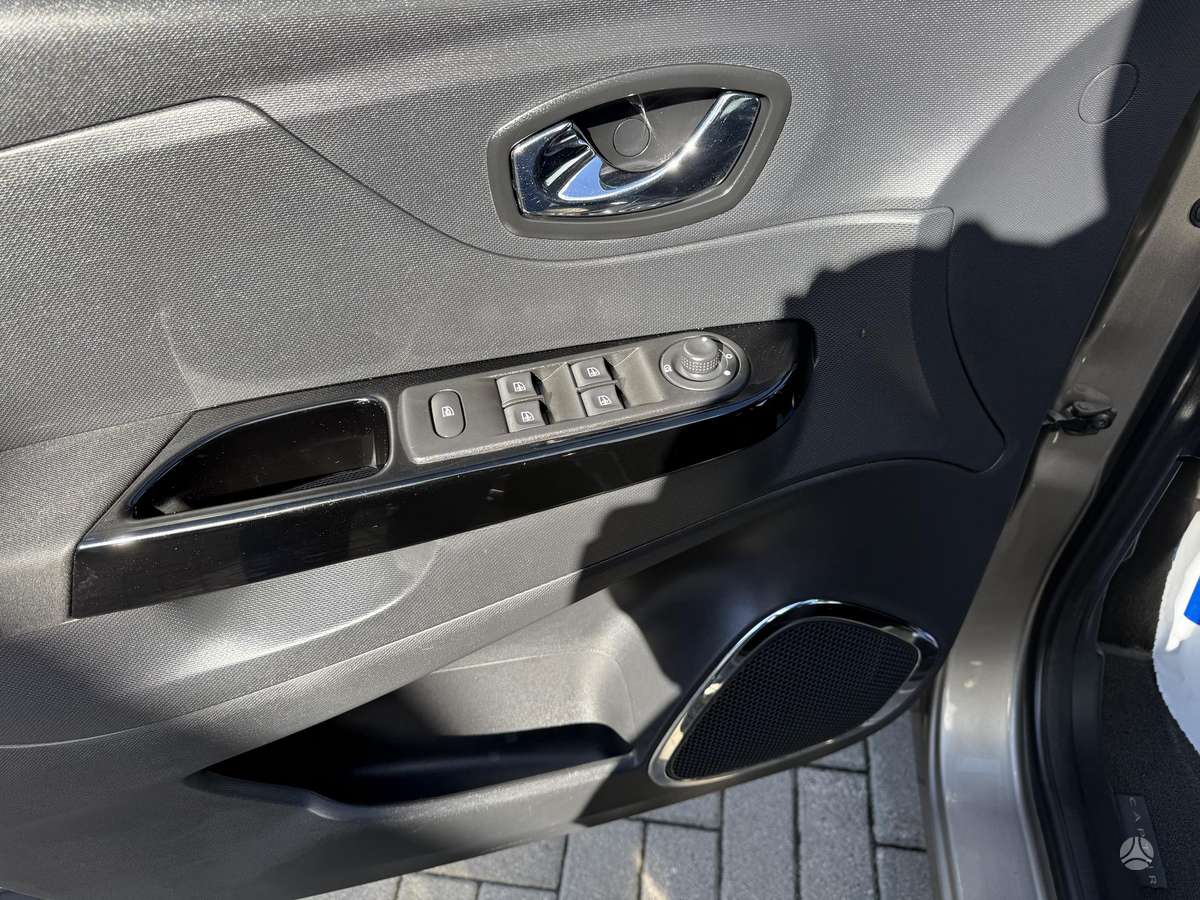 Renault Captur - 10