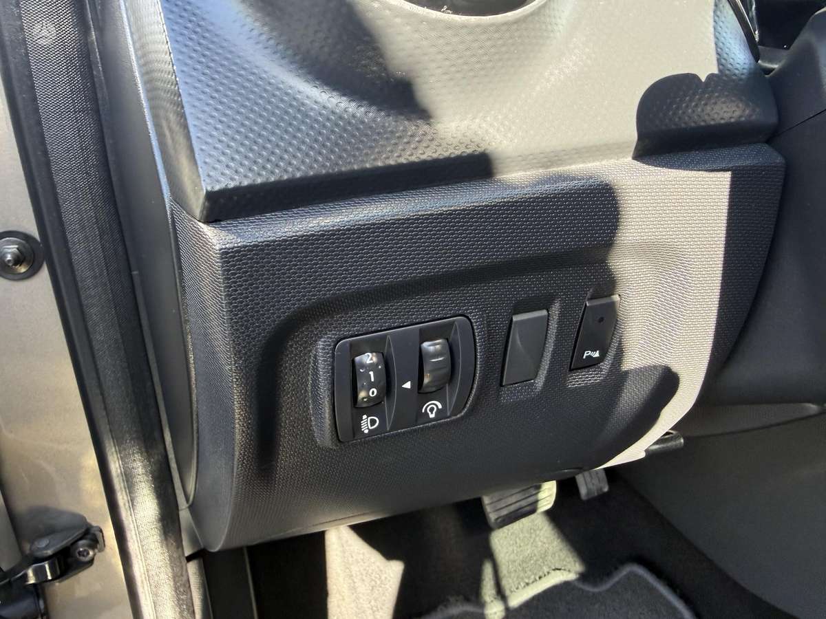 Renault Captur - 12