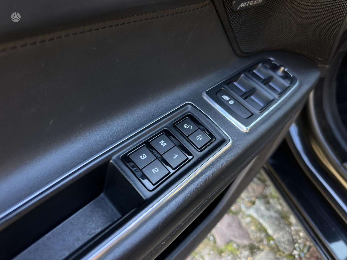 Jaguar XF, 3.0 l., Седан