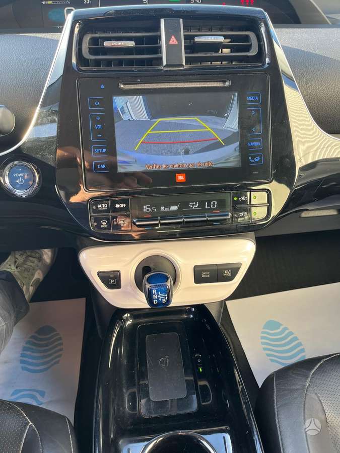 Toyota Prius - 2