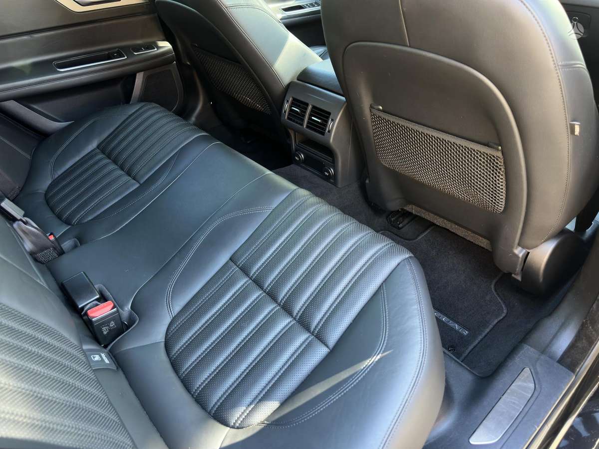 Jaguar XF, 3.0 l., Седан