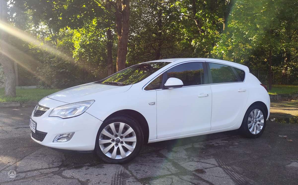 Opel Astra - 1