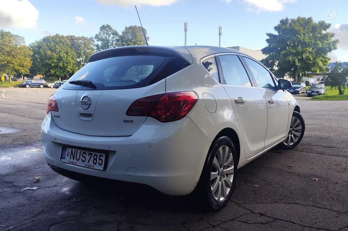 Opel Astra - 4