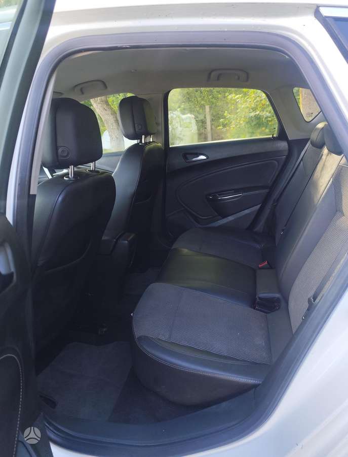 Opel Astra - 9