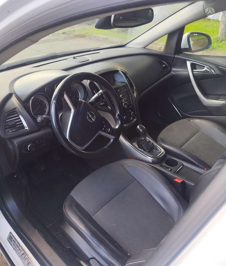 Opel Astra - 12