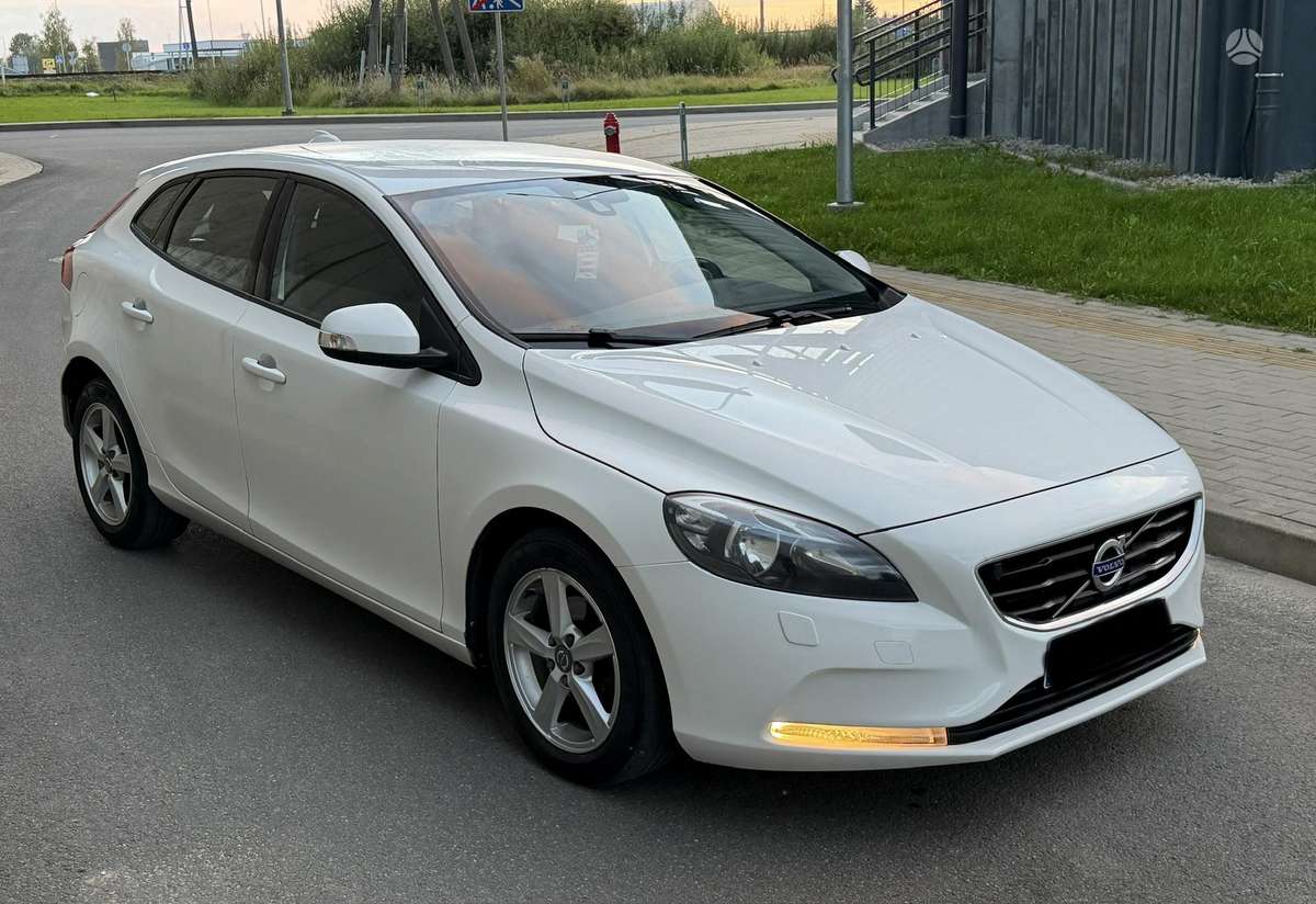 Volvo V40 - 2