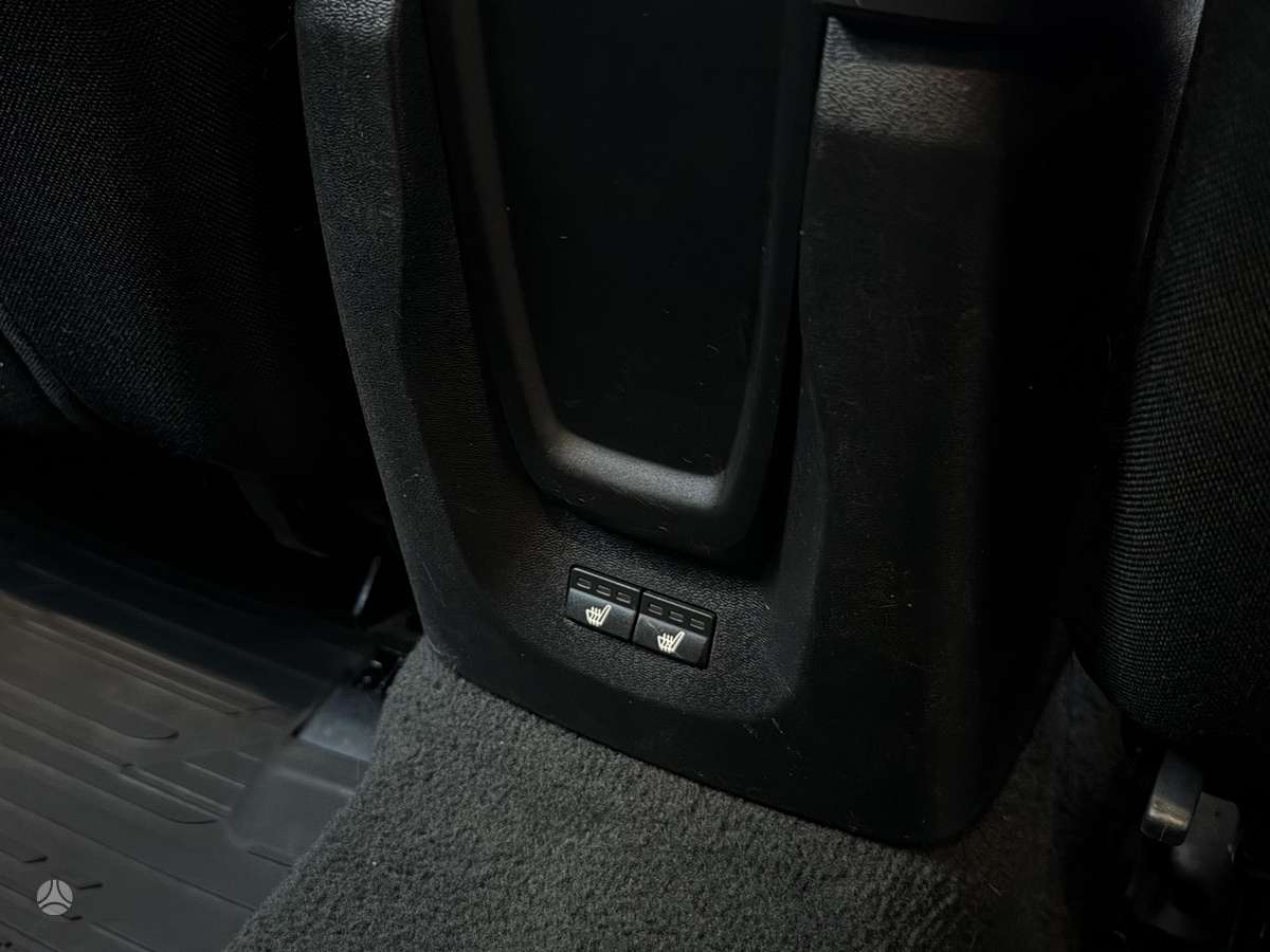 Volvo V40 - 10