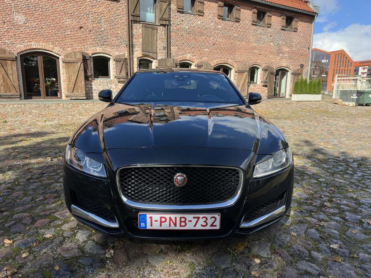 Jaguar XF, 3.0 l., Седан