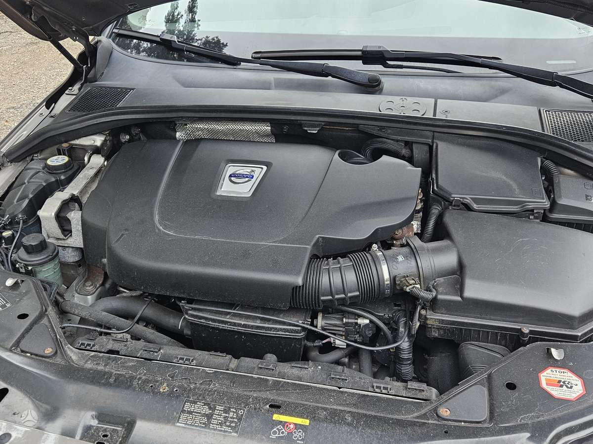 Volvo XC70, 2.4 l., wagon
