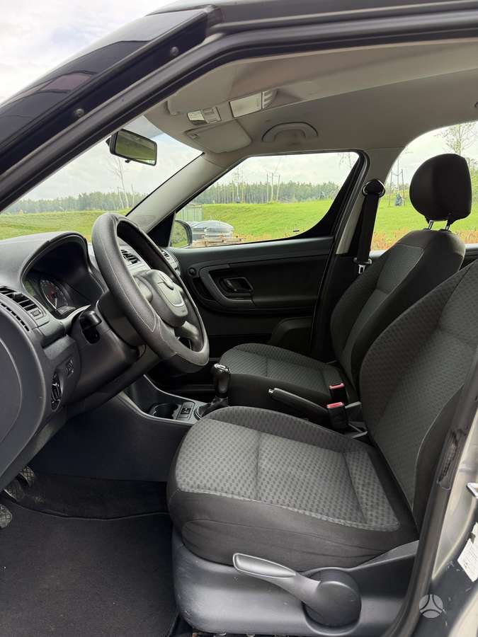 Škoda Roomster - 7