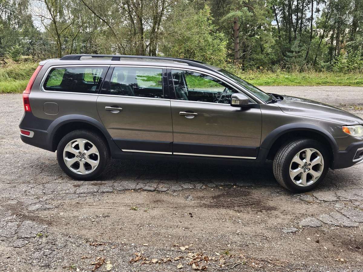 Volvo XC70, 2.4 l., Универсал