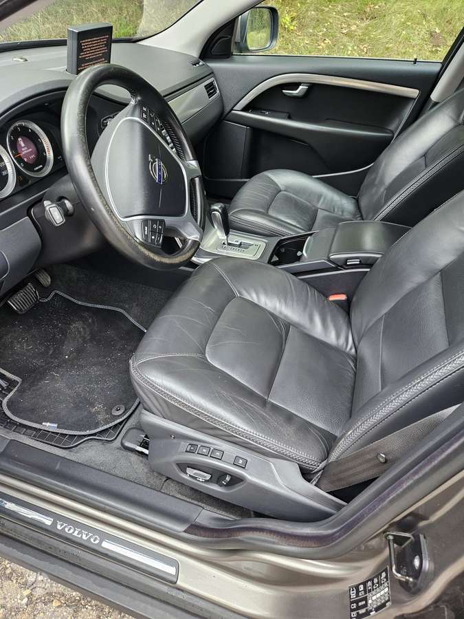 Volvo XC70, 2.4 l., Универсал