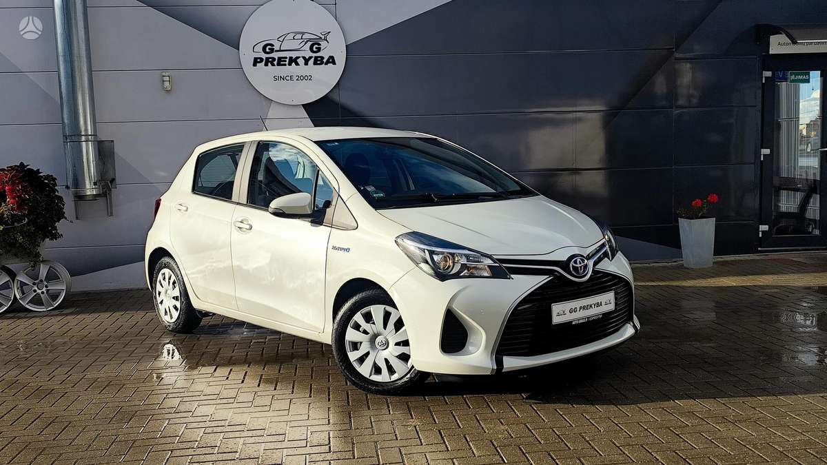 Toyota Yaris - 1