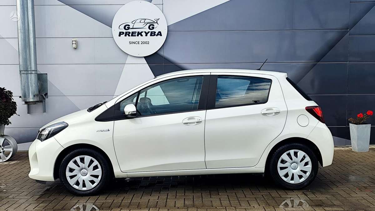 Toyota Yaris - 6