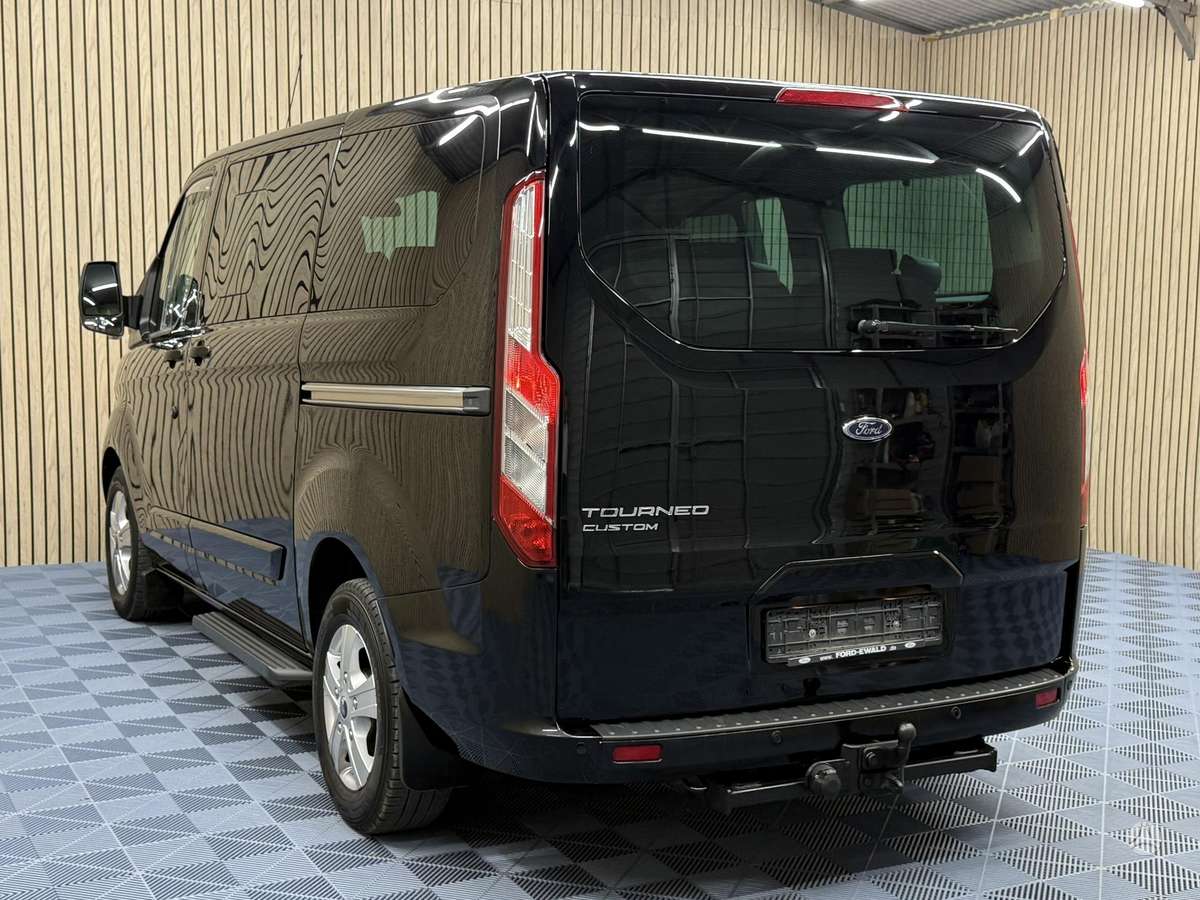 Ford Tourneo Custom - 5