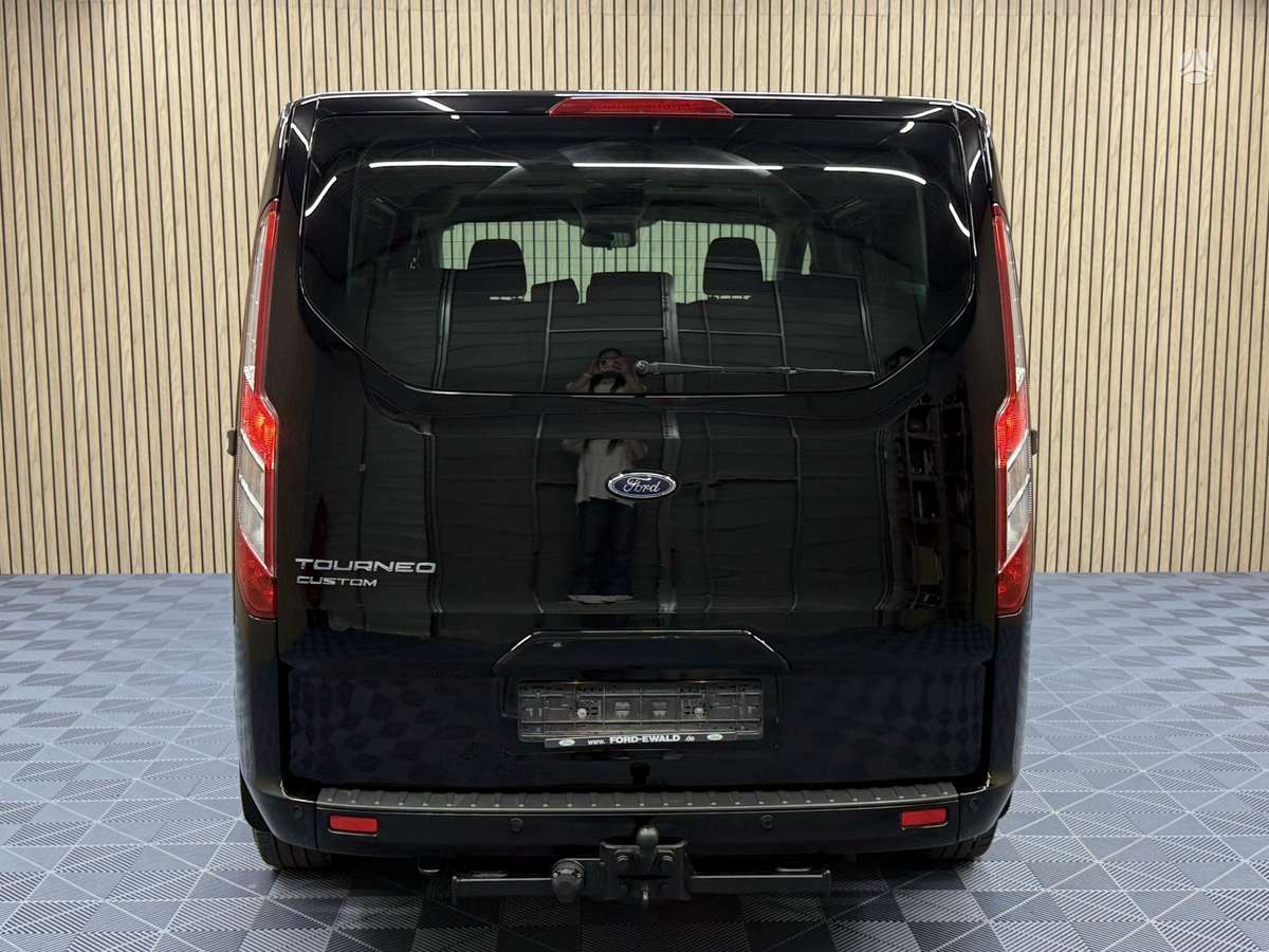 Ford Tourneo Custom - 6