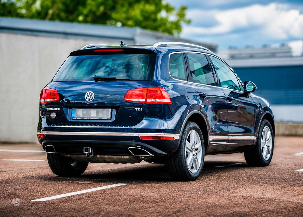 Volkswagen Touareg - 2