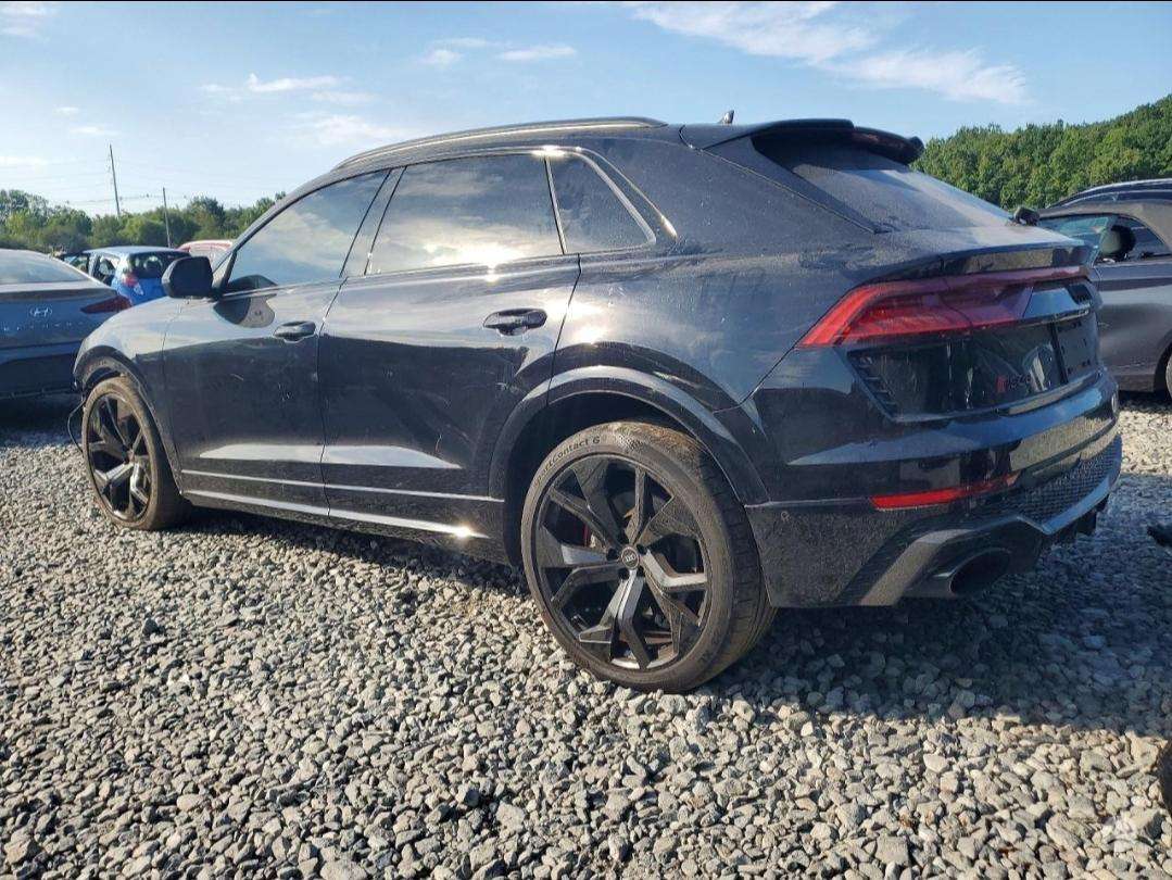 Audi RS Q8 - 1