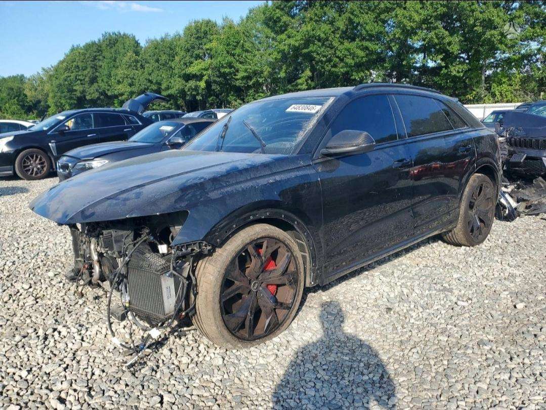 Audi RS Q8 - 2