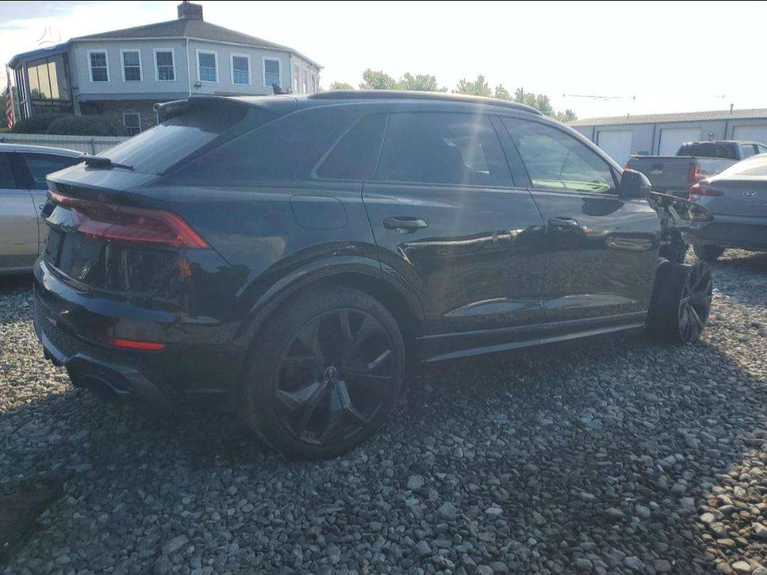 Audi RS Q8 - 3