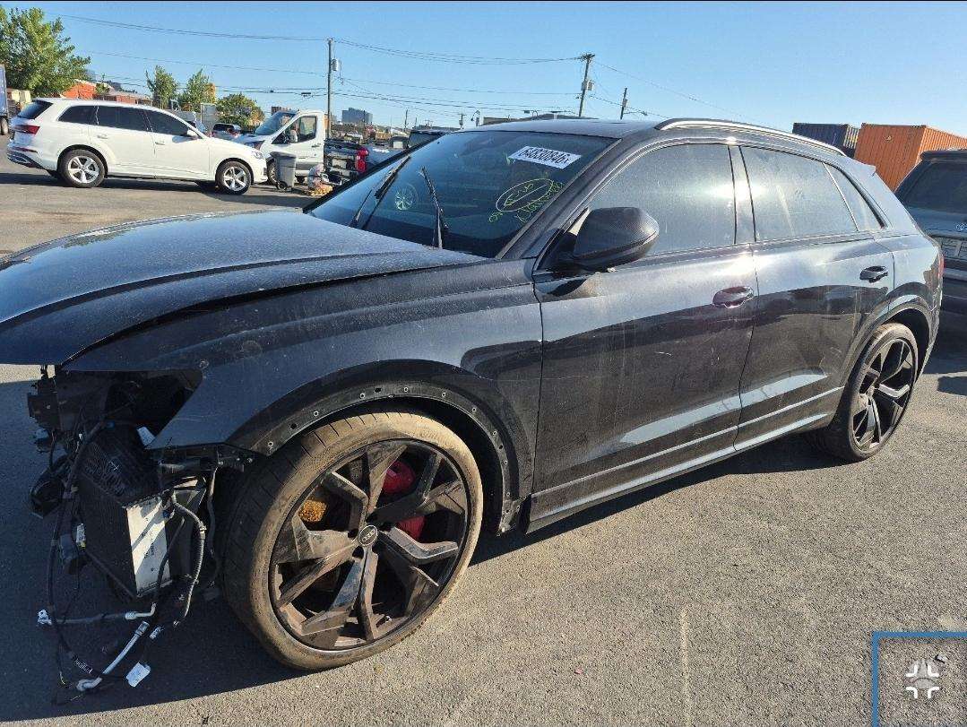 Audi RS Q8 - 11